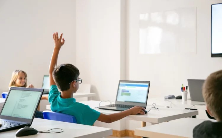 El papel de la tecnología en las instituciones&nbsp;educativas